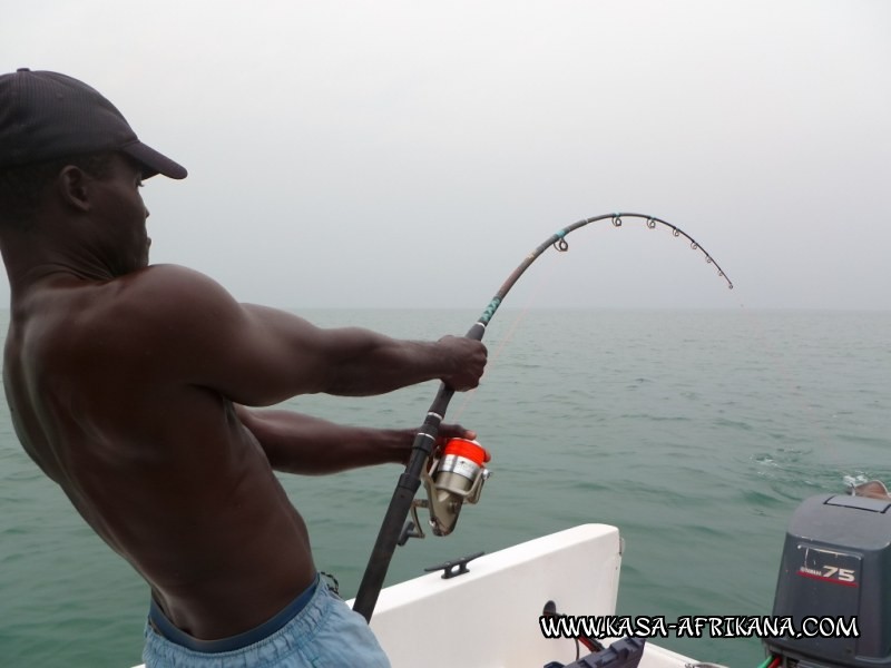 Photos de l'archipel Bijagos Guine Bissau : En action - C'est moi ou lui