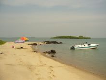 Plage déserte dans l'archipel Bijagos