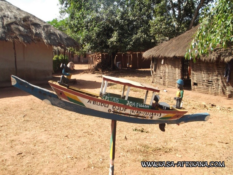 Photos de l'archipel Bijagos Guinée Bissau : Peuple Bijagos - Signalisation urbaine
