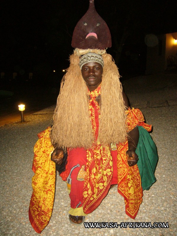 Photos Bijagos Island, Guinea Bissau : The Bijagos people - Dancer