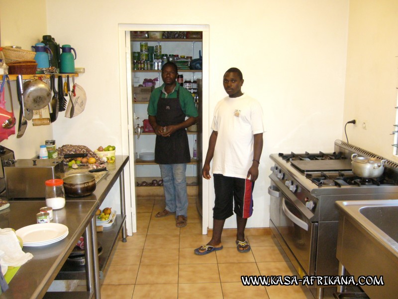 Photos Bijagos Island, Guinea Bissau : Hotel & outbuildings	 - The kitchen